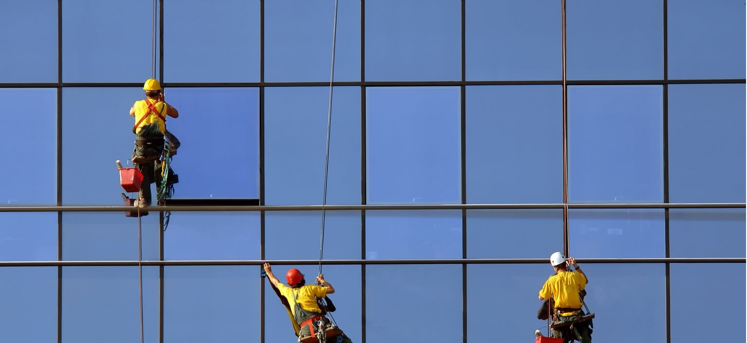 How Commercial Window Cleaning Can Improve Your Business